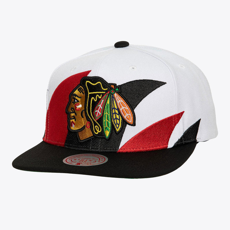 NHL VINTAGE SHARKTOOTH SNAPBACK BLACKHAWKS White 6HSSSH22088-CBHWHIT - Image 3 NHL VINTAGE SHARKTOOTH SNAPBACK BLACKHAWKS White 6HSSSH22088-CBHWHIT - Image 3