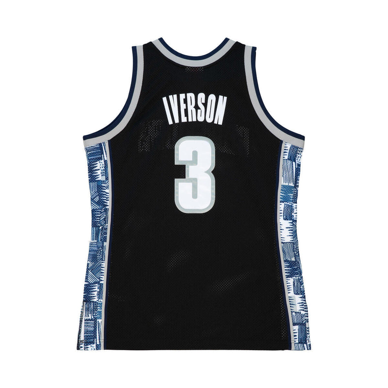 NCAA ALTERNATE JERSEY GEORGETOWN 1995 ALLEN IVERSON Black AJY53449-GTW95AIVBLCK - Image 2 NCAA ALTERNATE JERSEY GEORGETOWN 1995 ALLEN IVERSON Black AJY53449-GTW95AIVBLCK - Image 2