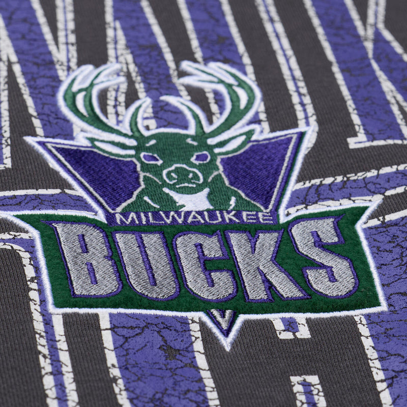 NBA DOWNTOWN COLLECTION FLEECE CREW MILWAUKEE BUCKS - Image 3 NBA DOWNTOWN COLLECTION FLEECE CREW MILWAUKEE BUCKS - Image 3