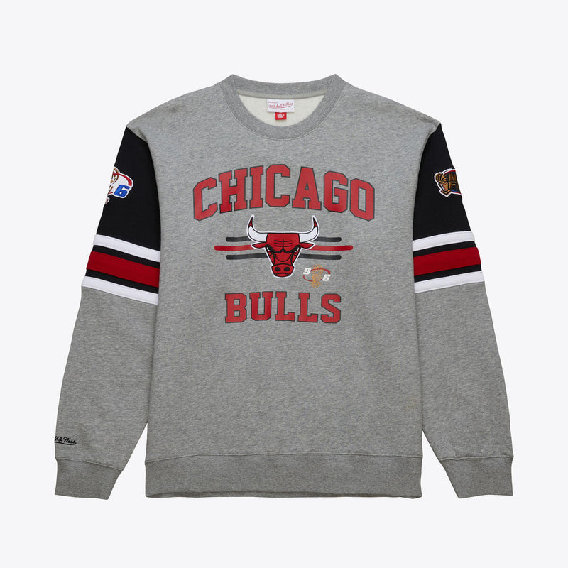NBA ALLOVER CREW 4.0 VINTAGE LOGO BULLS Grey Heather FC8055-CBUGYHT - Image 1 NBA ALLOVER CREW 4.0 VINTAGE LOGO BULLS Grey Heather FC8055-CBUGYHT - Image 1