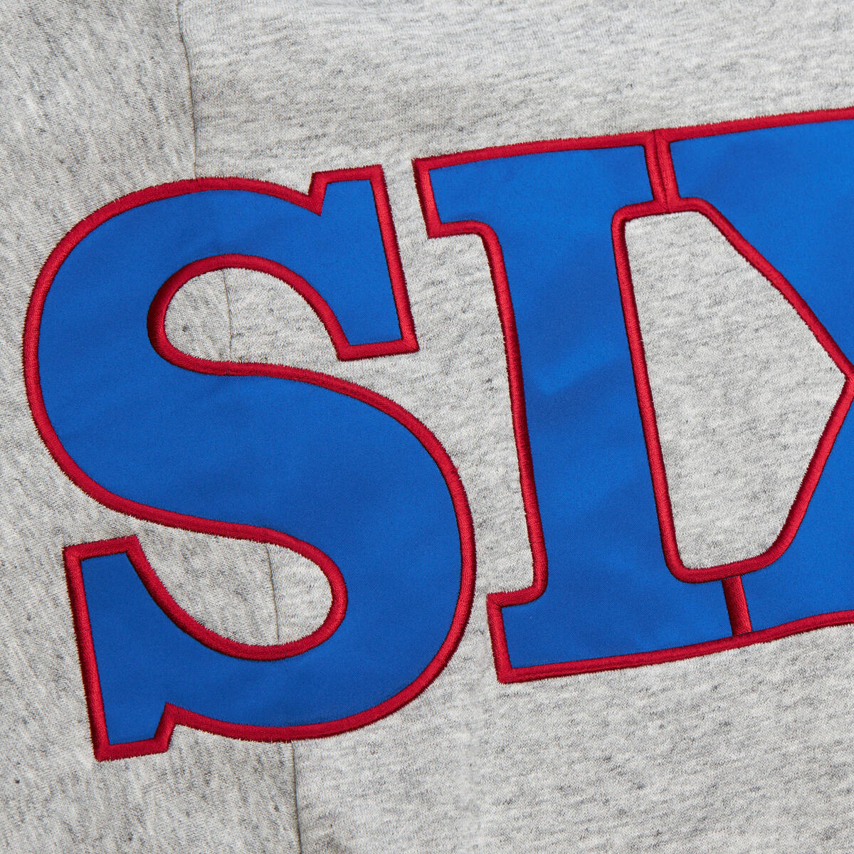 NBA FULL FIELD SATIN FLEECE CREW VINTAGE LOGO 76ERS - Image 4