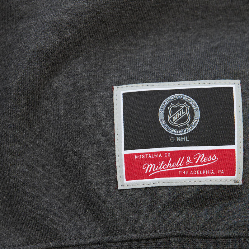 NHL WOMEN'S GRAPHIC HEATHER OVERSIZED SWEATSHIRT BLACKHAWKS - Image 4 NHL WOMEN'S GRAPHIC HEATHER OVERSIZED SWEATSHIRT BLACKHAWKS - Image 4