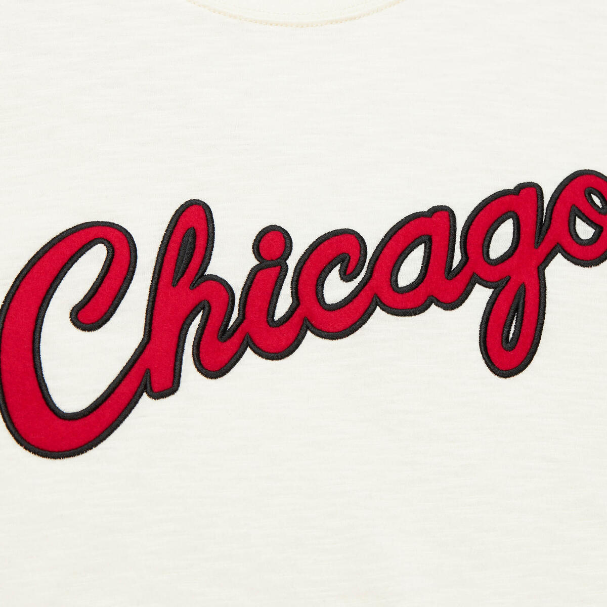 NBA HERITAGE LS SLUB TEE VINTAGE LOGO BULLS Cream FC8333-CBUCREA - Image 3
