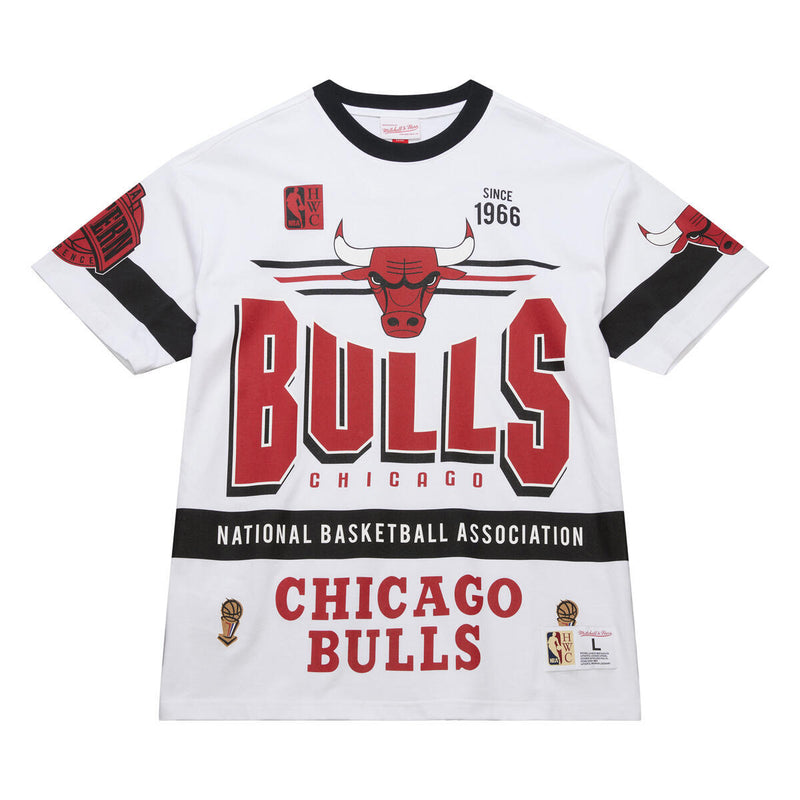 NBA TEAM ORIGINS PREMIUM SS TEE VINTAGE LOGO BULLS - White - Image 1 NBA TEAM ORIGINS PREMIUM SS TEE VINTAGE LOGO BULLS - White - Image 1