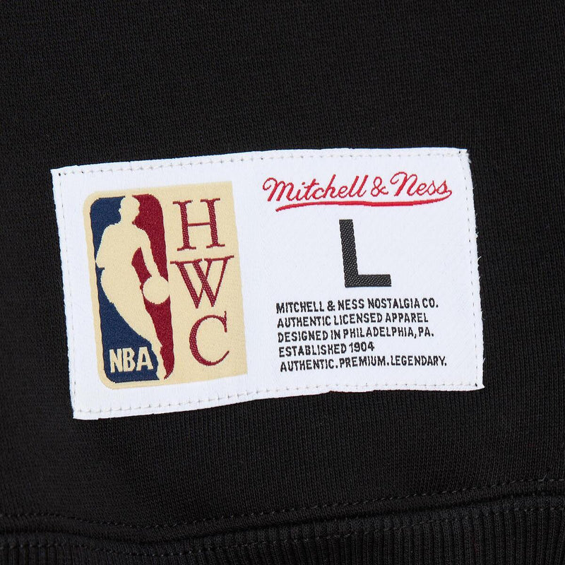 NBA TONAL LOGO HEAVYWEIGHT FLEECE 76ERS Black FPHD6063-P76YYPPPBLCK - Image 4 NBA TONAL LOGO HEAVYWEIGHT FLEECE 76ERS Black FPHD6063-P76YYPPPBLCK - Image 4