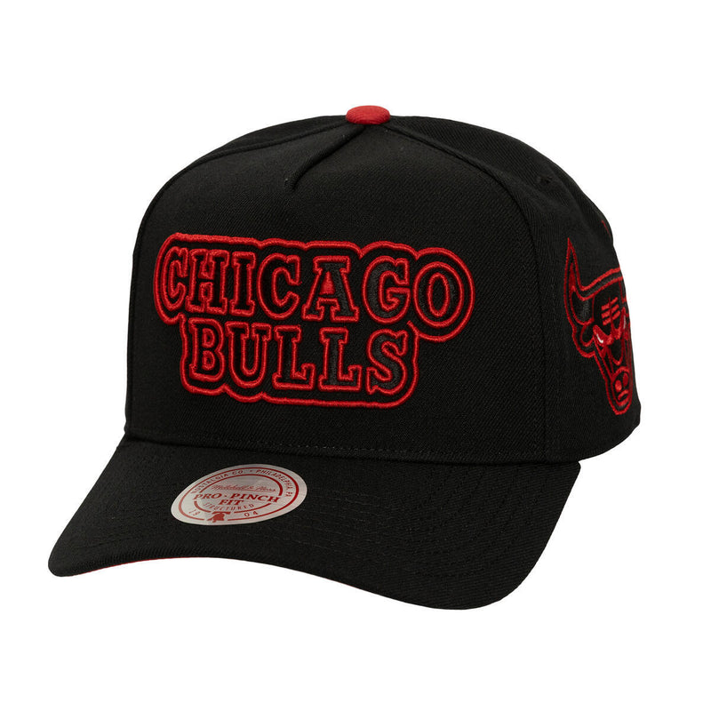 NBA CLASS ACT PRO SNAPBACK BULLS - Image 1 NBA CLASS ACT PRO SNAPBACK BULLS - Image 1