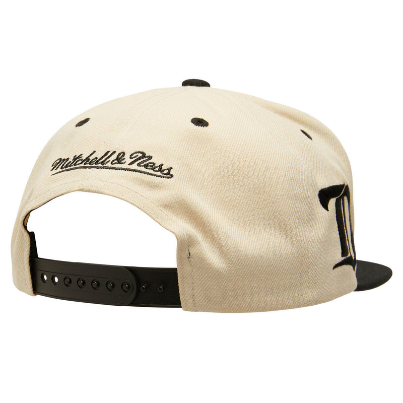 NHL EVERGREEN CREAM BLACK SNAPBACK VNTG RED WINGS Off White HS9559-DRWOFWH - Image 2 NHL EVERGREEN CREAM BLACK SNAPBACK VNTG RED WINGS Off White HS9559-DRWOFWH - Image 2