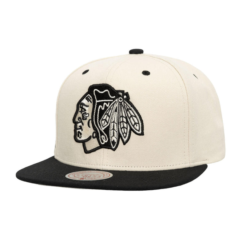 NHL EVERGREEN CREAM BLACK SNAPBACK BLACKHAWKS Off White HS9560-CBHOFWH - Image 1 NHL EVERGREEN CREAM BLACK SNAPBACK BLACKHAWKS Off White HS9560-CBHOFWH - Image 1