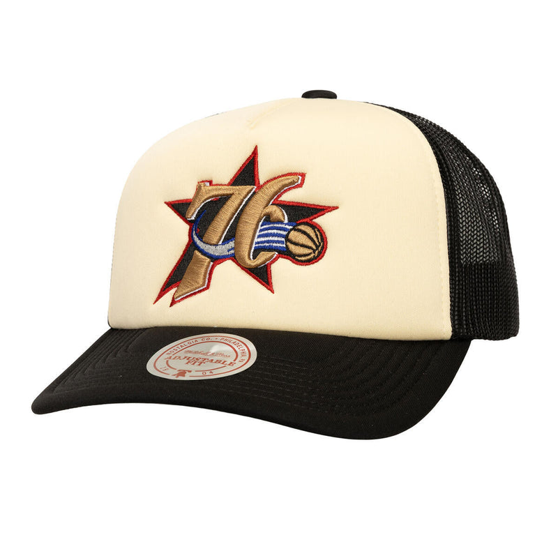 NBA VINTAGE BLOCK TRUCKER HWC 76ERS - Cream - Image 1 NBA VINTAGE BLOCK TRUCKER HWC 76ERS - Cream - Image 1
