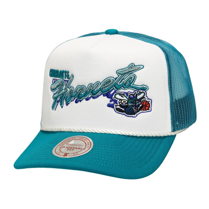 NBA SHADOW DROP TRUCKER HWC HORNETS White HT14020-CHOWHIT - Image 1 NBA SHADOW DROP TRUCKER HWC HORNETS White HT14020-CHOWHIT - Image 1