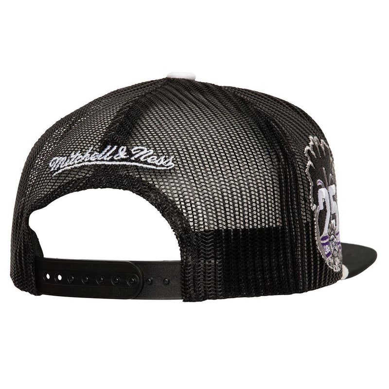 NBA ROPER TRUCKER HWC KINGS Black HT8227-SKIBLCK - Image 2 NBA ROPER TRUCKER HWC KINGS Black HT8227-SKIBLCK - Image 2