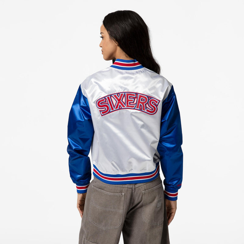 NBA WOMEN'S CROP SATIN JACKET 76ERS - White - Image 5 NBA WOMEN'S CROP SATIN JACKET 76ERS - White - Image 5