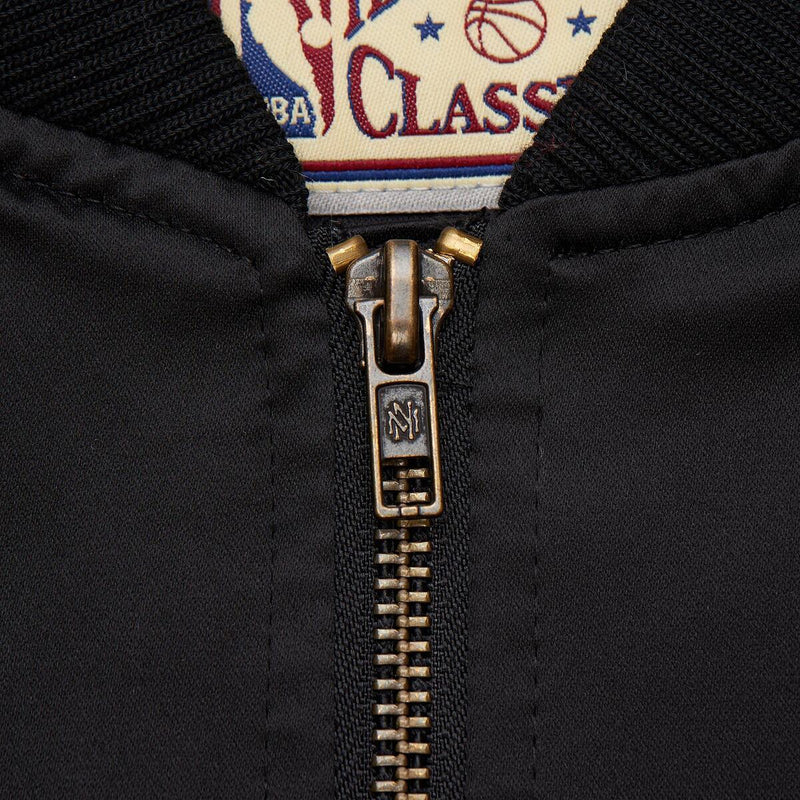 NBA TEAM LEADER SATIN BOMBER VINTAGE LOGO BUCKS Black JK8095-MBUBLCK - Image 6 NBA TEAM LEADER SATIN BOMBER VINTAGE LOGO BUCKS Black JK8095-MBUBLCK - Image 6