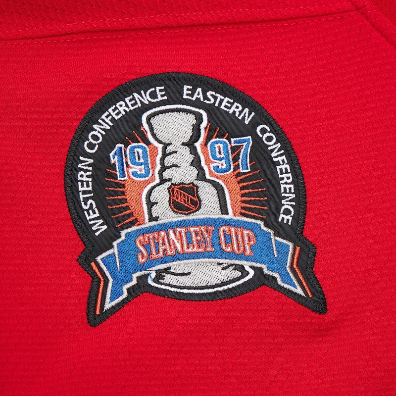 NHL DARK JERSEY RED WINGS 1996 STEVE YZERMAN Scarlet JY9015-DRWSCAR - Image 5 NHL DARK JERSEY RED WINGS 1996 STEVE YZERMAN Scarlet JY9015-DRWSCAR - Image 5