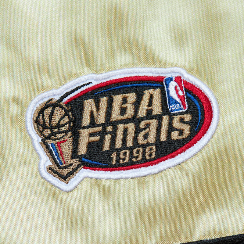 NBA TEAM OG 2.0 LIGHTWEIGHT SATIN JACKET VINTAGE LOGO BULLS - Gold - Image 8 NBA TEAM OG 2.0 LIGHTWEIGHT SATIN JACKET VINTAGE LOGO BULLS - Gold - Image 8