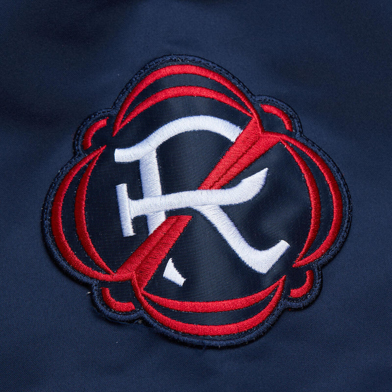 MLS LIGHTWEIGHT SATIN BOMBER CURRENT LOGO REVOLUTION Navy SJKT7154-NERYYPPPNAVY - Image 3 MLS LIGHTWEIGHT SATIN BOMBER CURRENT LOGO REVOLUTION Navy SJKT7154-NERYYPPPNAVY - Image 3