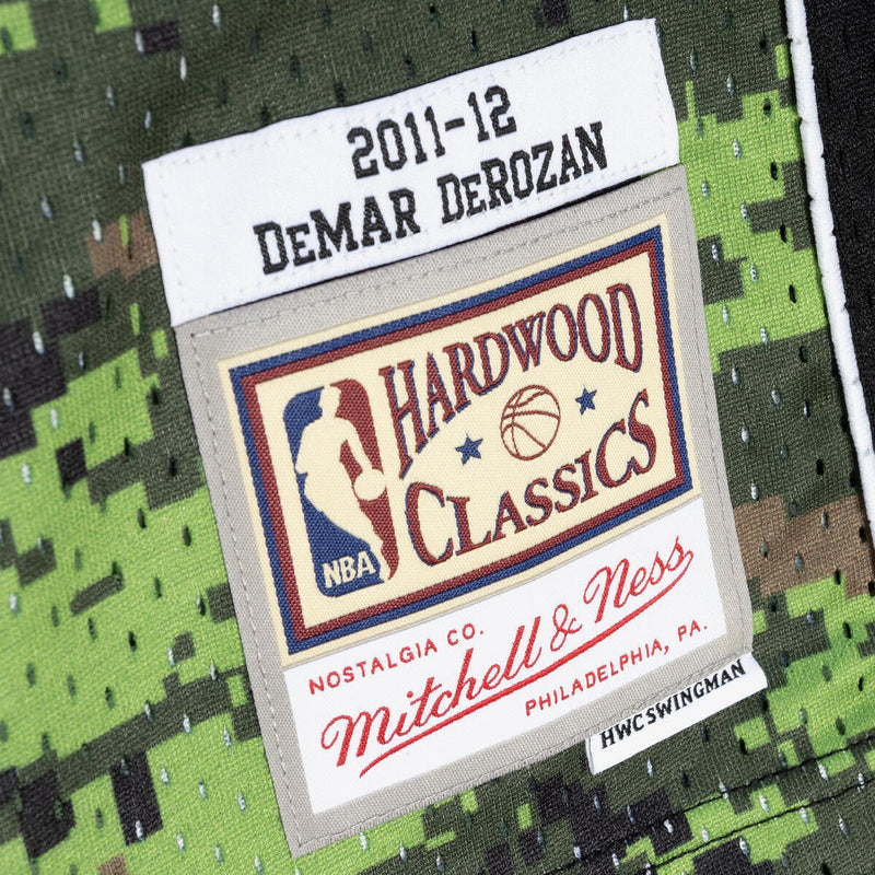 NBA ALTERNATE CAMO JERSEY RAPTORS 2011 DEMAR DEROZAN - Camo - Image 4 NBA ALTERNATE CAMO JERSEY RAPTORS 2011 DEMAR DEROZAN - Camo - Image 4