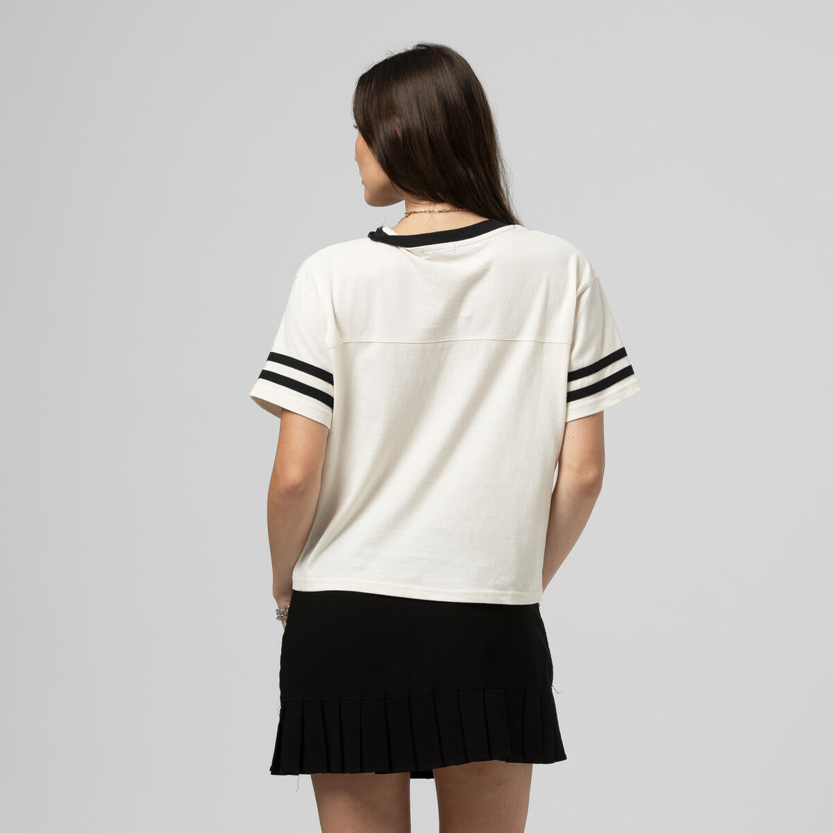 NBA CROPPED YOKE TEE 76ERS - Image 8