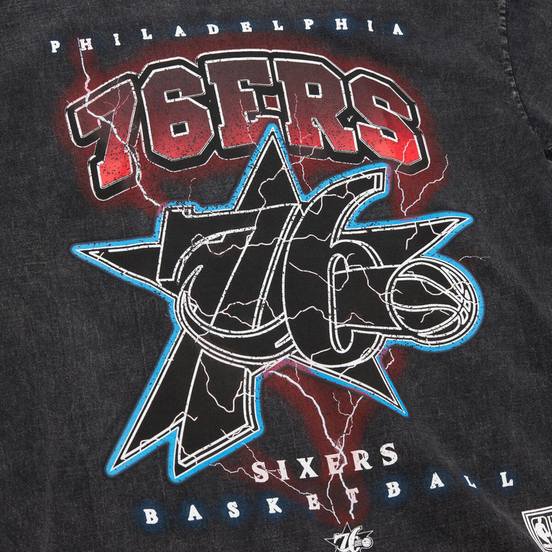 NBA OVERSIZED GRAPHIC TEE 76ERS - Image 4 NBA OVERSIZED GRAPHIC TEE 76ERS - Image 4
