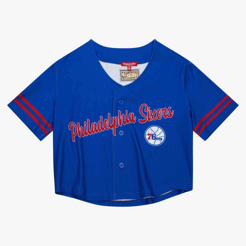 NBA WOMEN'S SS BUTTON CROP 76ERS - Blue - Image 2 NBA WOMEN'S SS BUTTON CROP 76ERS - Blue - Image 2