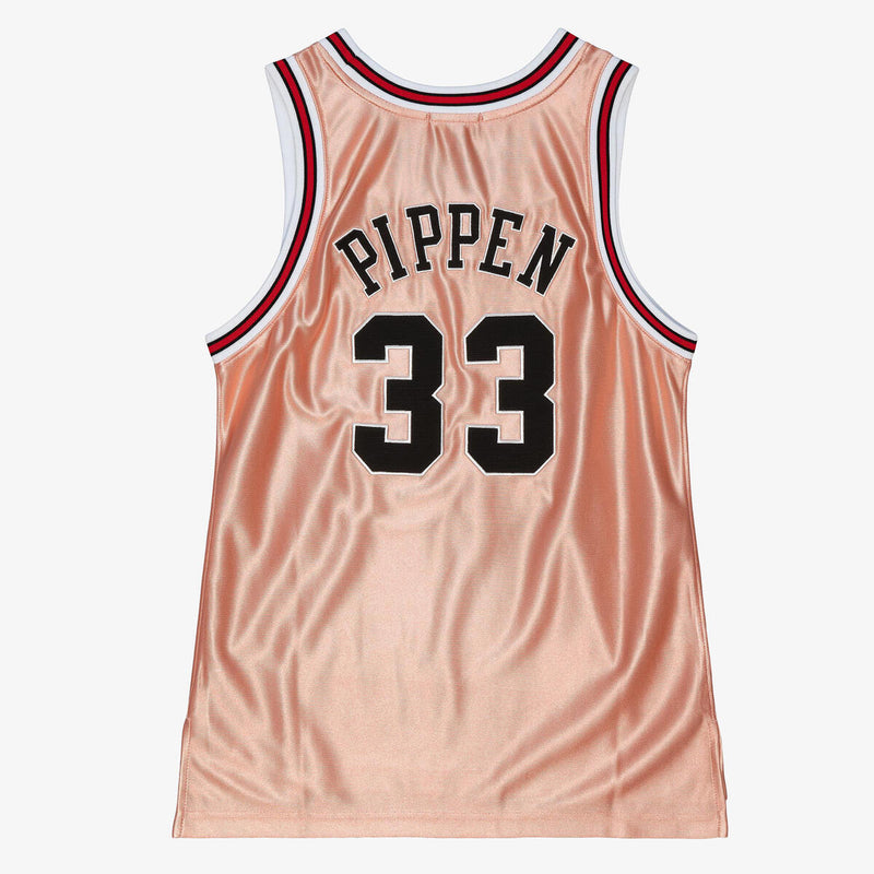 NBA W 75TH ROSE GOLD SWINGMAN JERSEY BULLS 1997 SCOTTIE PIPPEN - Rose Gold - Image 2 NBA W 75TH ROSE GOLD SWINGMAN JERSEY BULLS 1997 SCOTTIE PIPPEN - Rose Gold - Image 2
