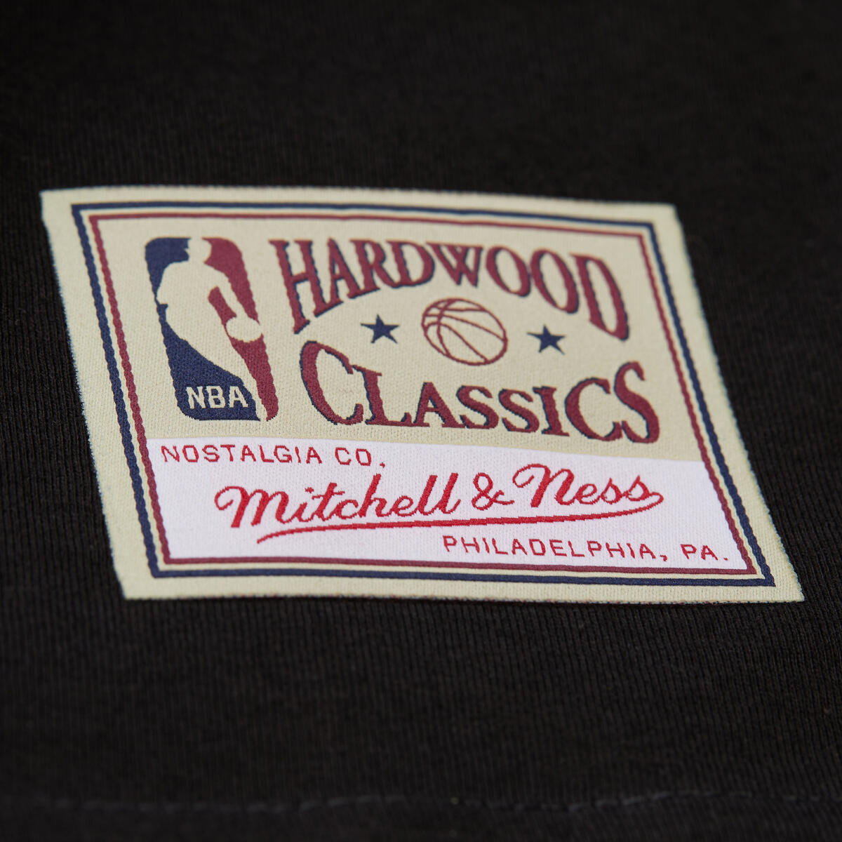 NBA MAXED OUT TEE 76ERS Black TP10208-P76BLCK - Image 5