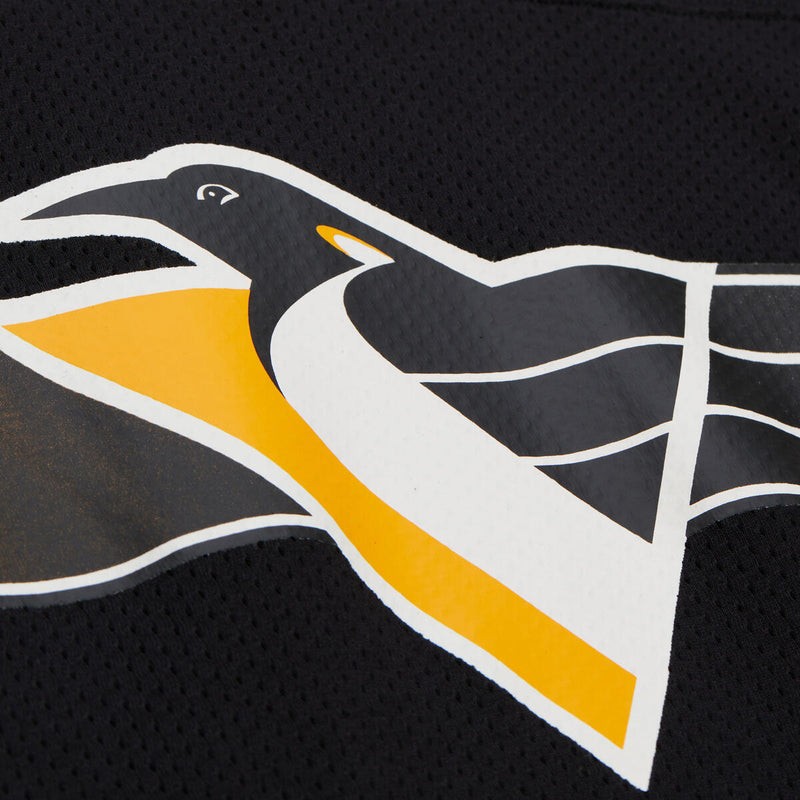 NHL PLAYMAKER COTTON MESH V-NECK VINTAGE LOGO PENGUINS Black TP11153-PPEBLCK - Image 3 NHL PLAYMAKER COTTON MESH V-NECK VINTAGE LOGO PENGUINS Black TP11153-PPEBLCK - Image 3