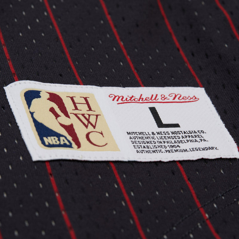 NBA FINAL SECONDS STRIPED MESH BF CHICAGO BULLS - Image 5 NBA FINAL SECONDS STRIPED MESH BF CHICAGO BULLS - Image 5