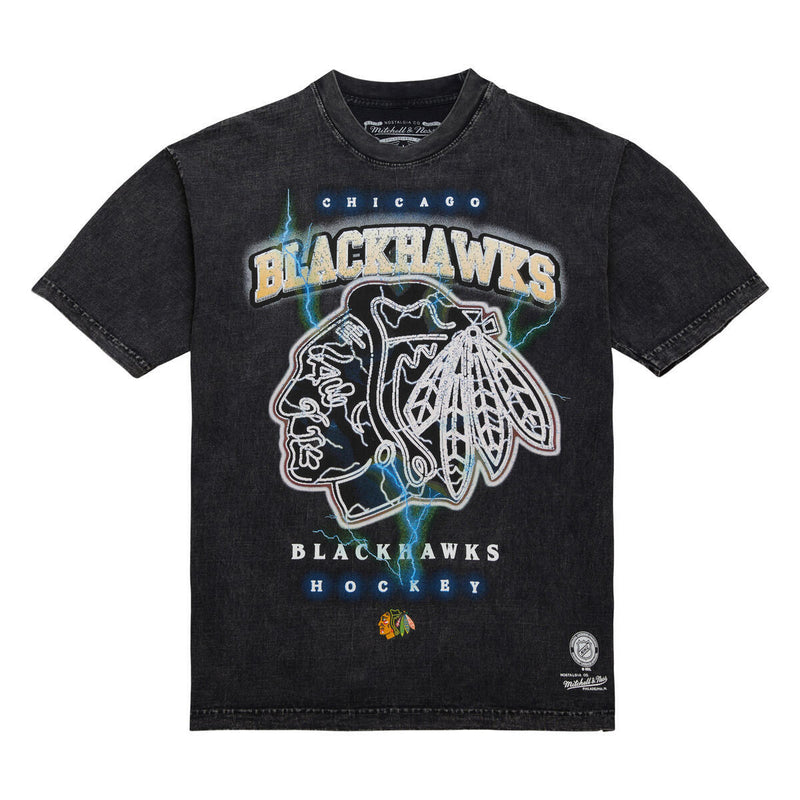 NHL OVERSIZED GRAPHIC TEE BLACKHAWKS Black TP6805-CBHBLCK - Image 1 NHL OVERSIZED GRAPHIC TEE BLACKHAWKS Black TP6805-CBHBLCK - Image 1