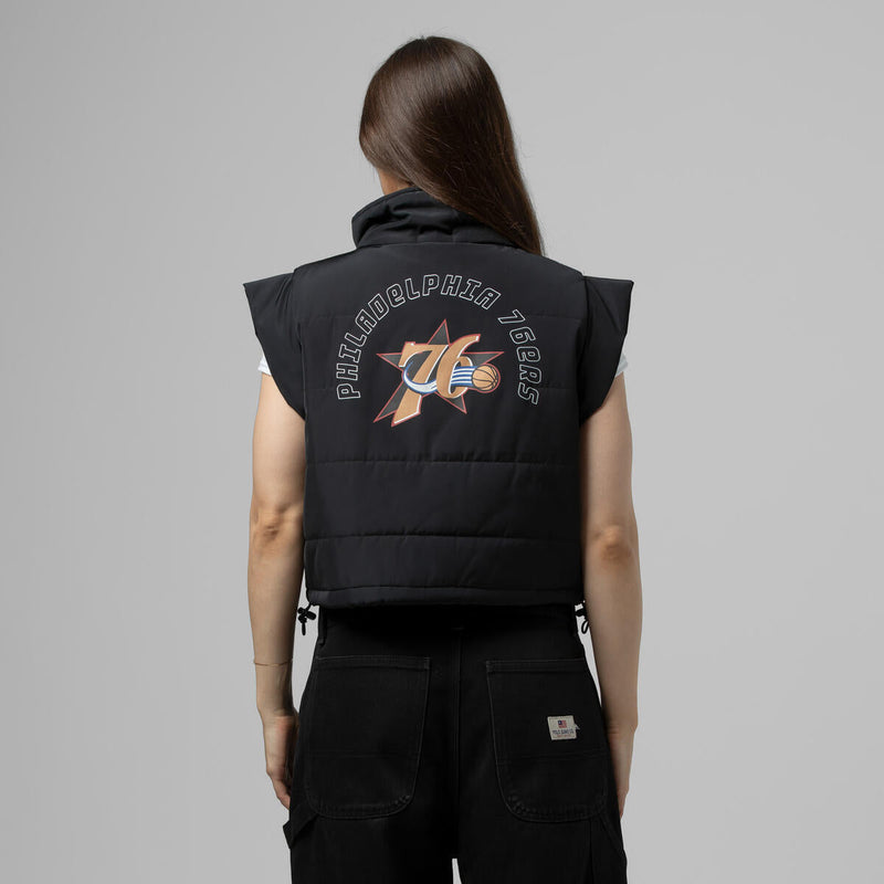 NBA WOMEN'S CROP PUFFER VEST 76ERS - Image 9 NBA WOMEN'S CROP PUFFER VEST 76ERS - Image 9