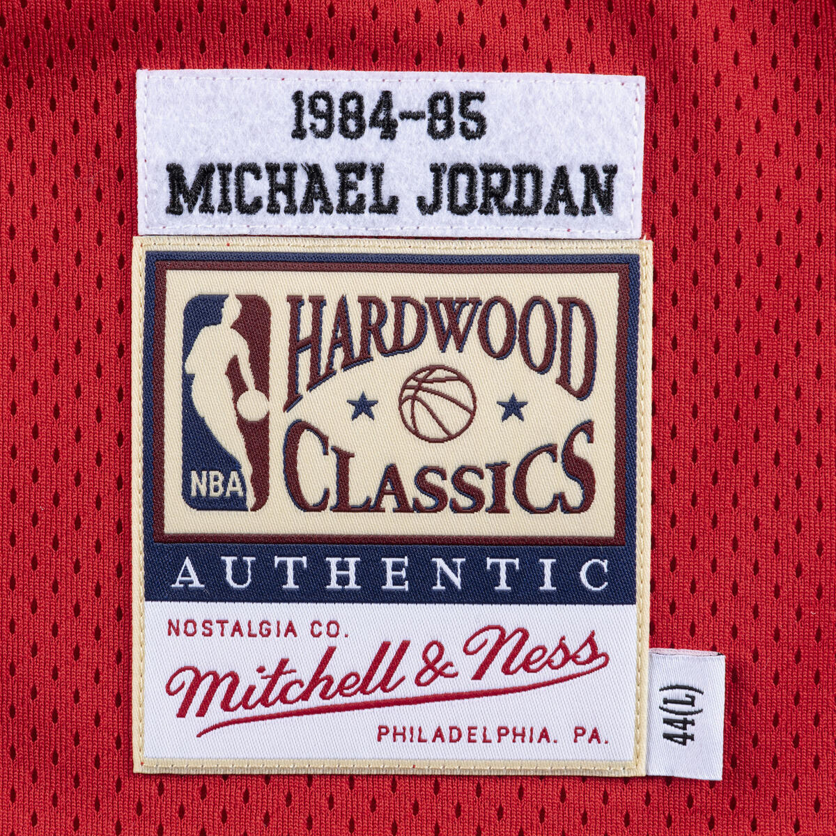 NBA AUTHENTIC JERSEY BULLS 1984 MICHAEL JORDAN - Scarlet - Image 3