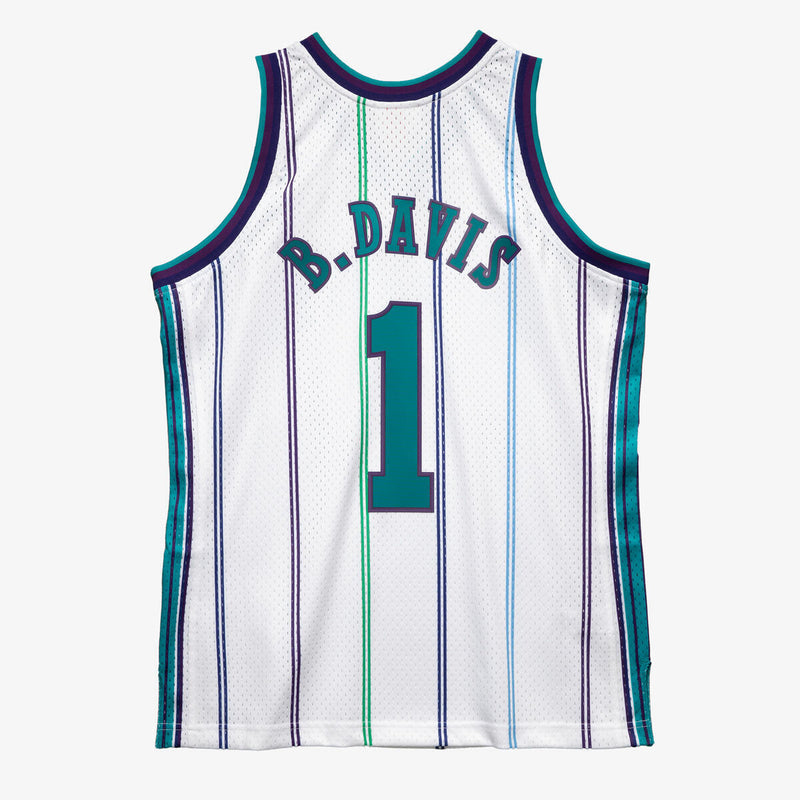 NBA SWINGMAN JERSEY HORNETS 1999 BARON DAVIS White SMJYGS20055-CHOWHIT99BDV - Image 2 NBA SWINGMAN JERSEY HORNETS 1999 BARON DAVIS White SMJYGS20055-CHOWHIT99BDV - Image 2