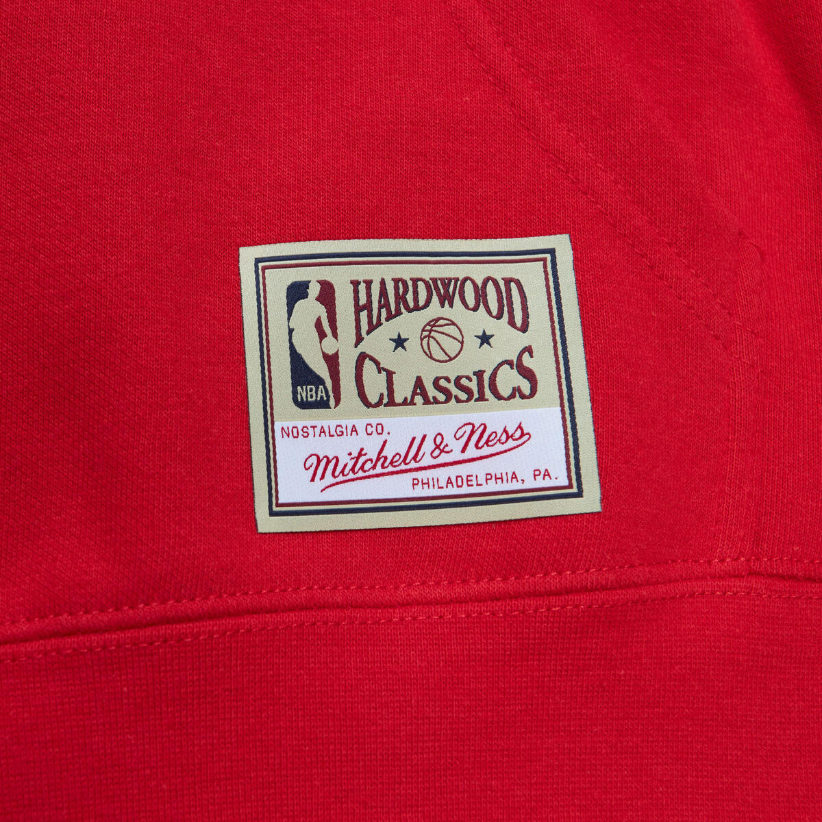 NBA TATS CRU BRICK HOODIE BULLS Red TH2455-CBURED1 - Image 4