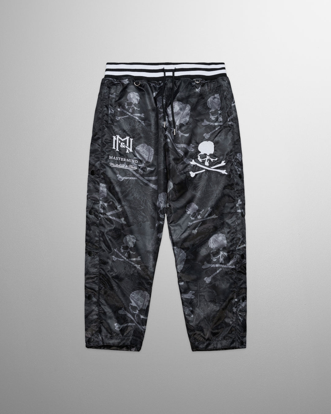 MASTERMIND X M&N PRINT TEAR PANTS