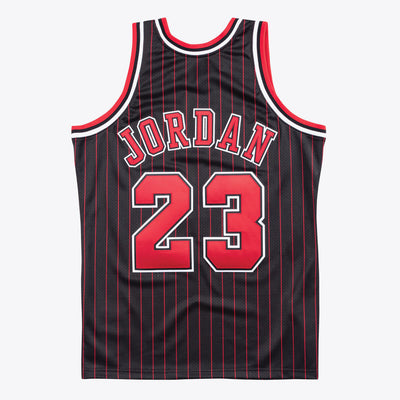 NBA AUTHENTIC ALTERNATE JERSEY BULLS 1996 MICHAEL JORDAN - Black - Image 2