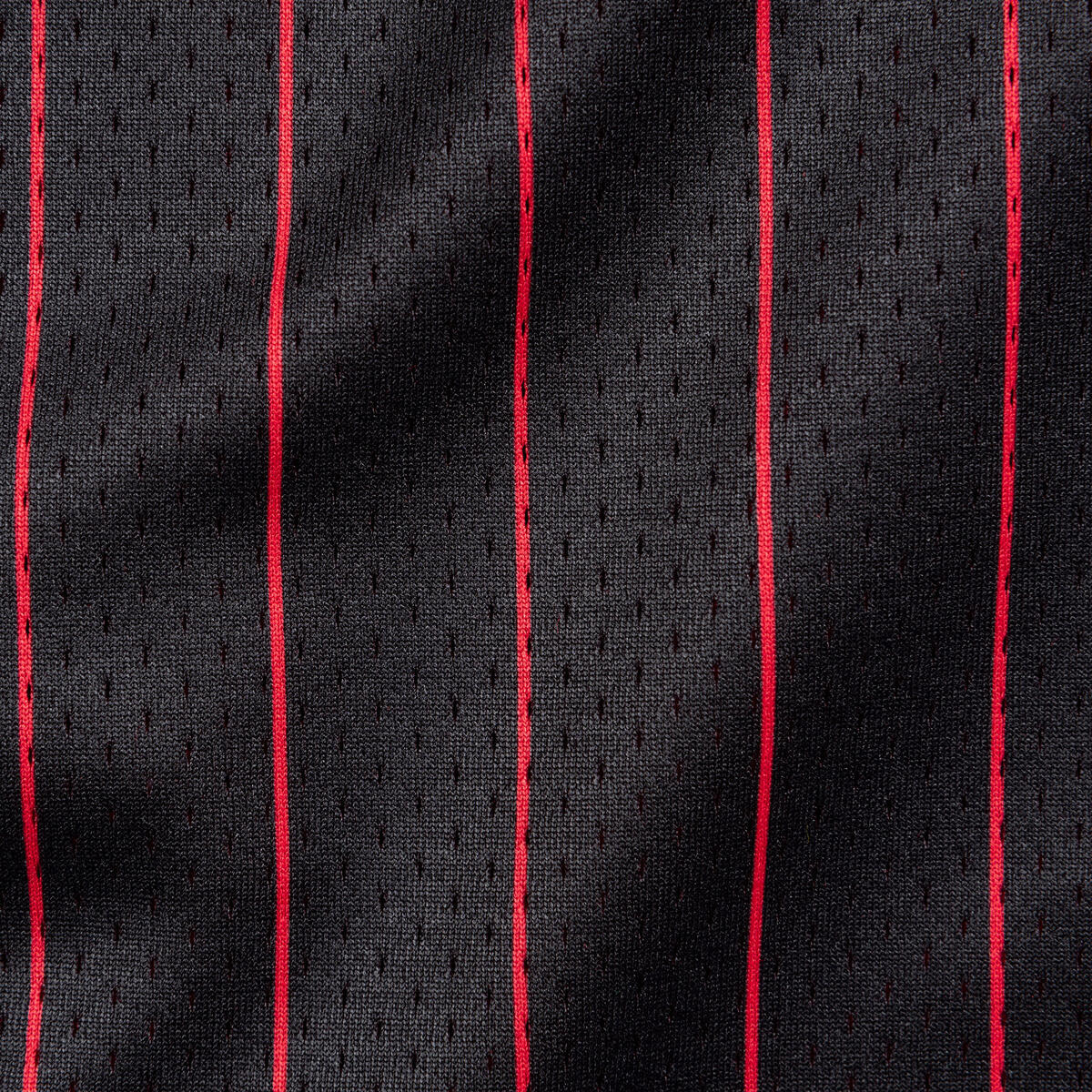 NBA AUTHENTIC ALTERNATE JERSEY BULLS 1996 MICHAEL JORDAN - Black - Image 6
