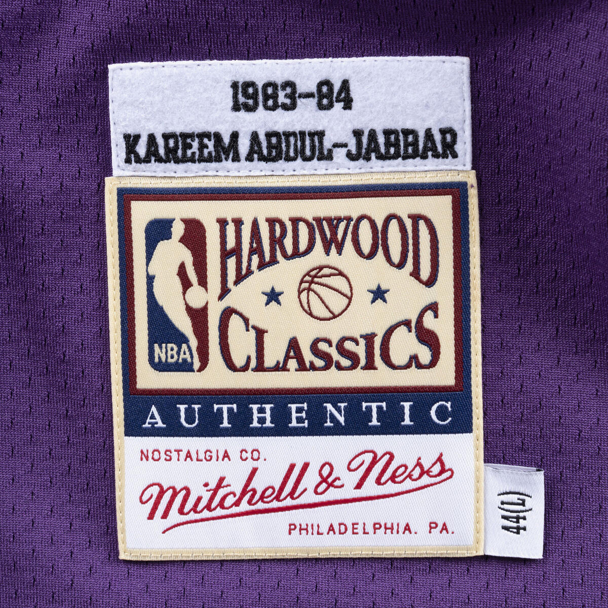 AUTHENTIC JERSEY 1983 LAKERS KAREEM ABDUL-JABBAR Purple AJY4AC19034-LALPURP83KAB - Image 3