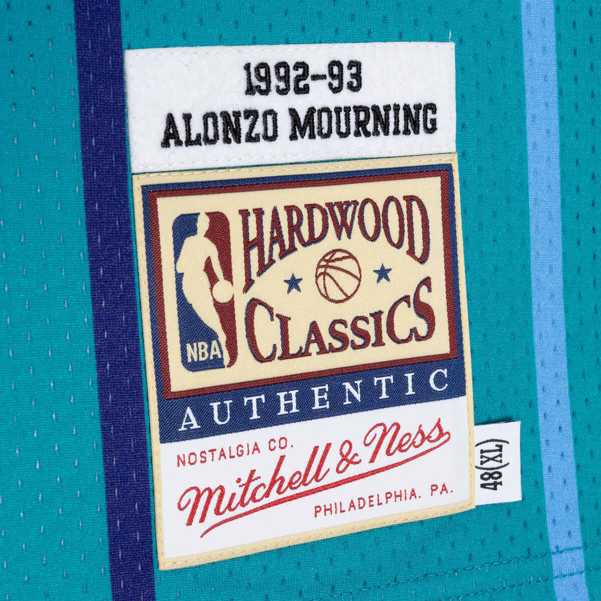 NBA AUTHENTIC ROAD JERSEY HORNETS 1992 ALONZO MOURNING - Image 4