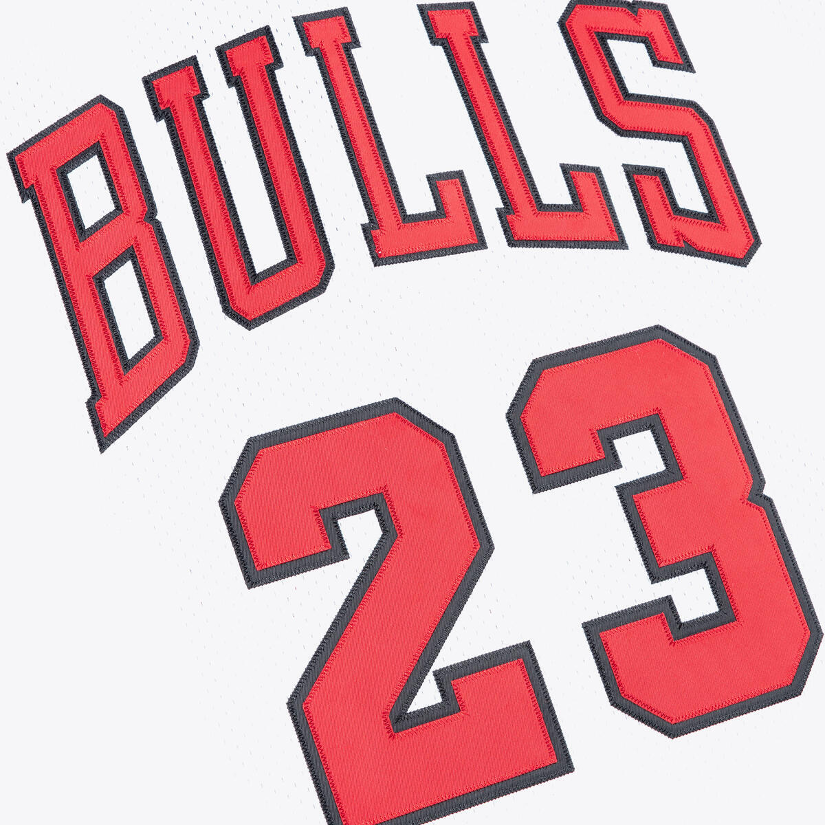NBA AUTHENTIC JERSEY BULLS 1995 MICHAEL JORDAN - White - Image 5