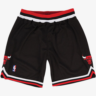 NBA AUTHENTIC ALTERNATE SHORTS BULLS 97-98 - Black - Image 1