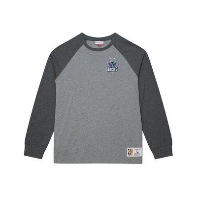 NBA LEGACY COLLECTION PREMIUM LS TEE MILWAUKEE BUCKS - Image 1