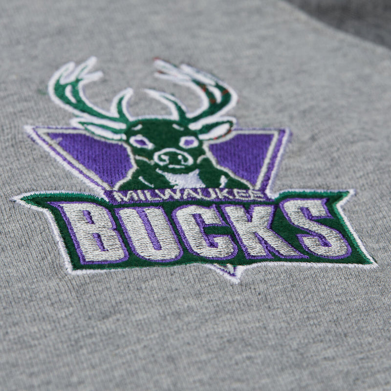 NBA LEGACY COLLECTION PREMIUM LS TEE MILWAUKEE BUCKS - Image 3