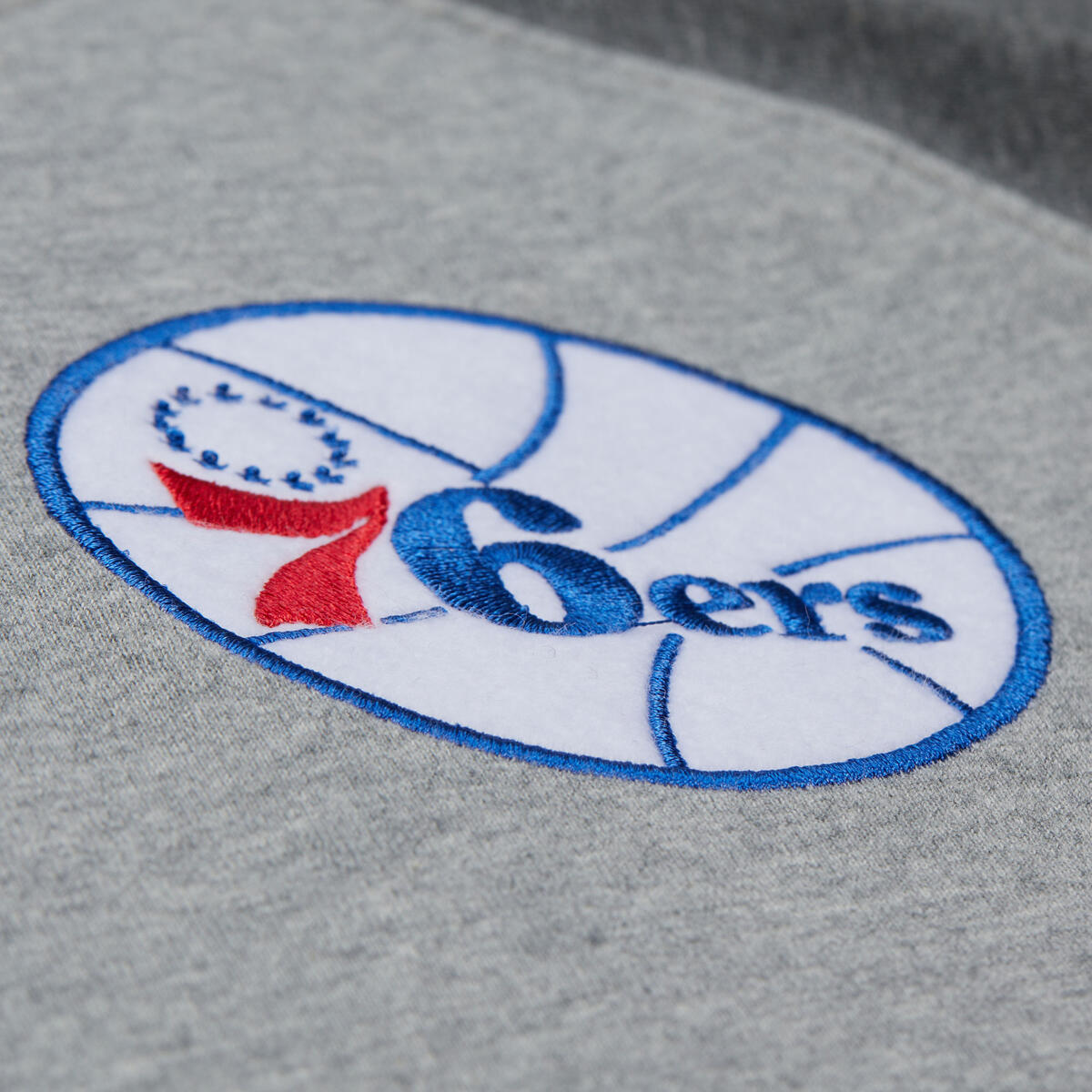 NBA LEGACY COLLECTION PREMIUM LS TEE PHILADELPHIA 76ERS - Image 3