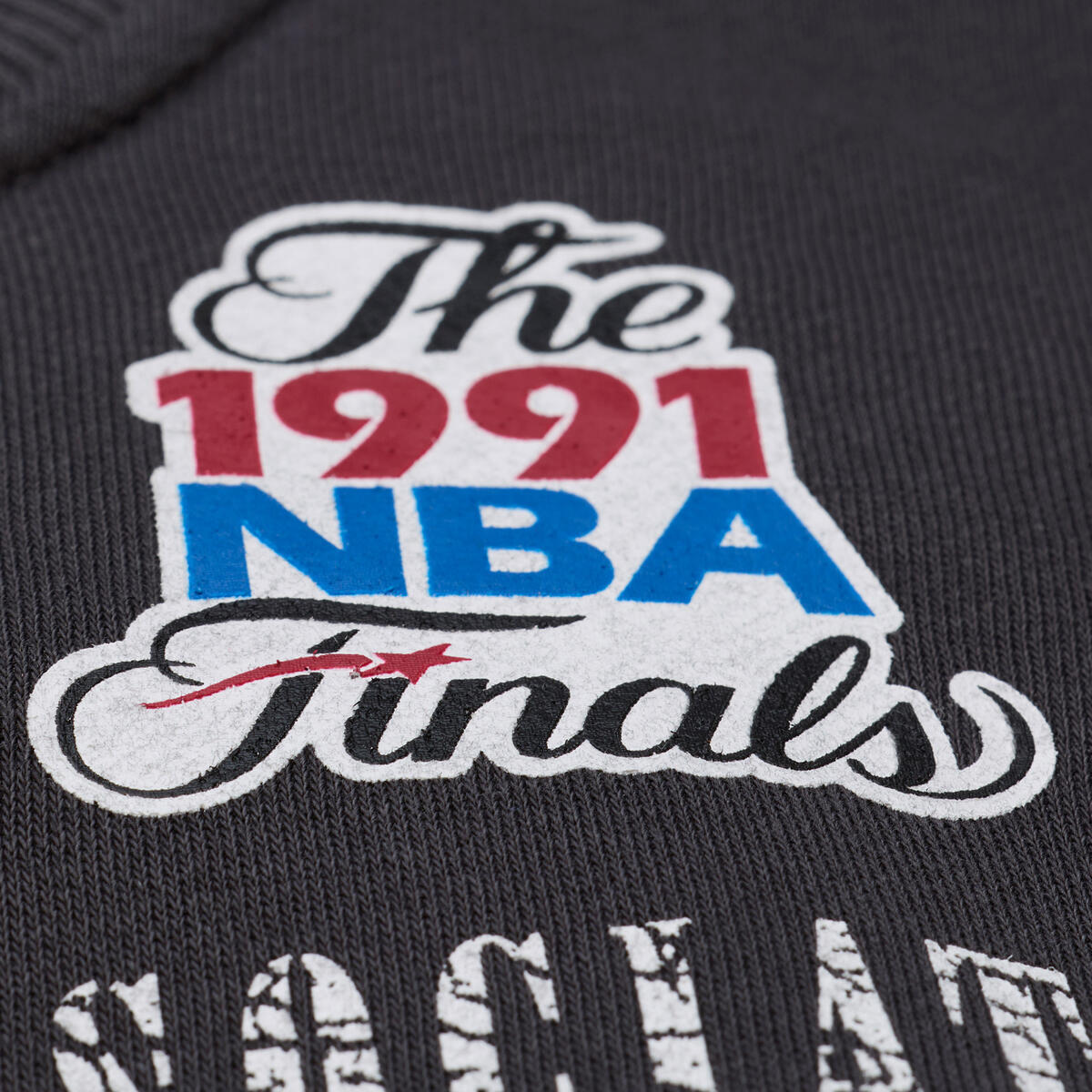 NBA DOWNTOWN COLLECTION FLEECE CREW CHICAGO BULLS - Image 5