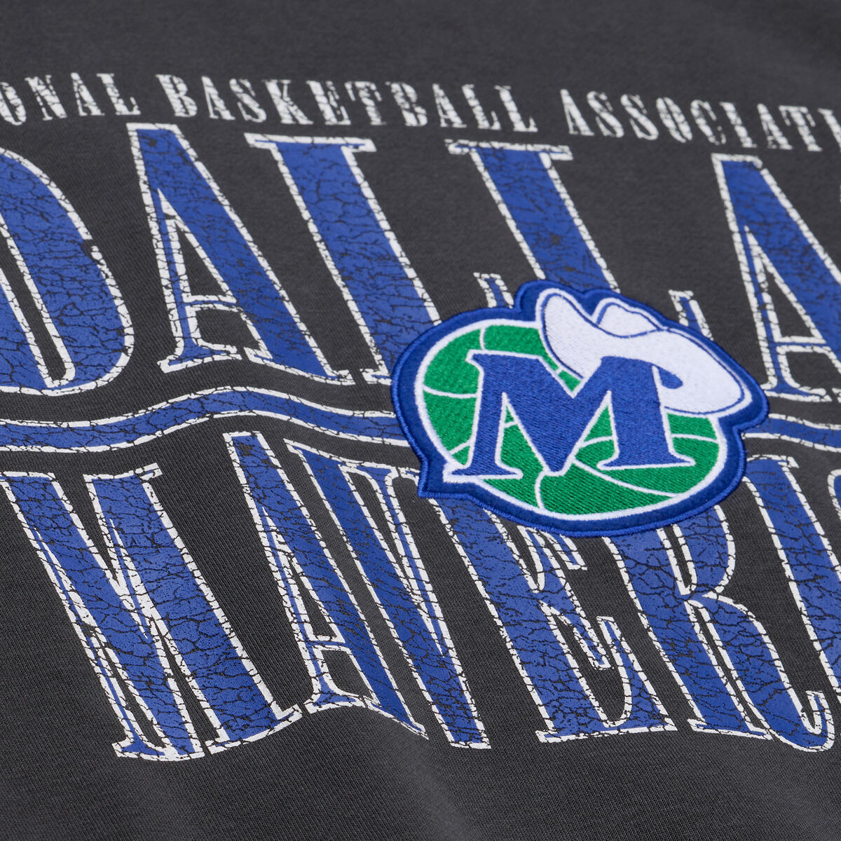 NBA DOWNTOWN COLLECTION FLEECE CREW DALLAS MAVERICKS - Image 4