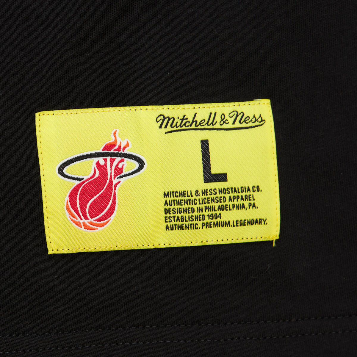 NBA NEON NIGHTS SS PREMIUM TEE HEAT Black FC7944-MHEBLCK - Image 8
