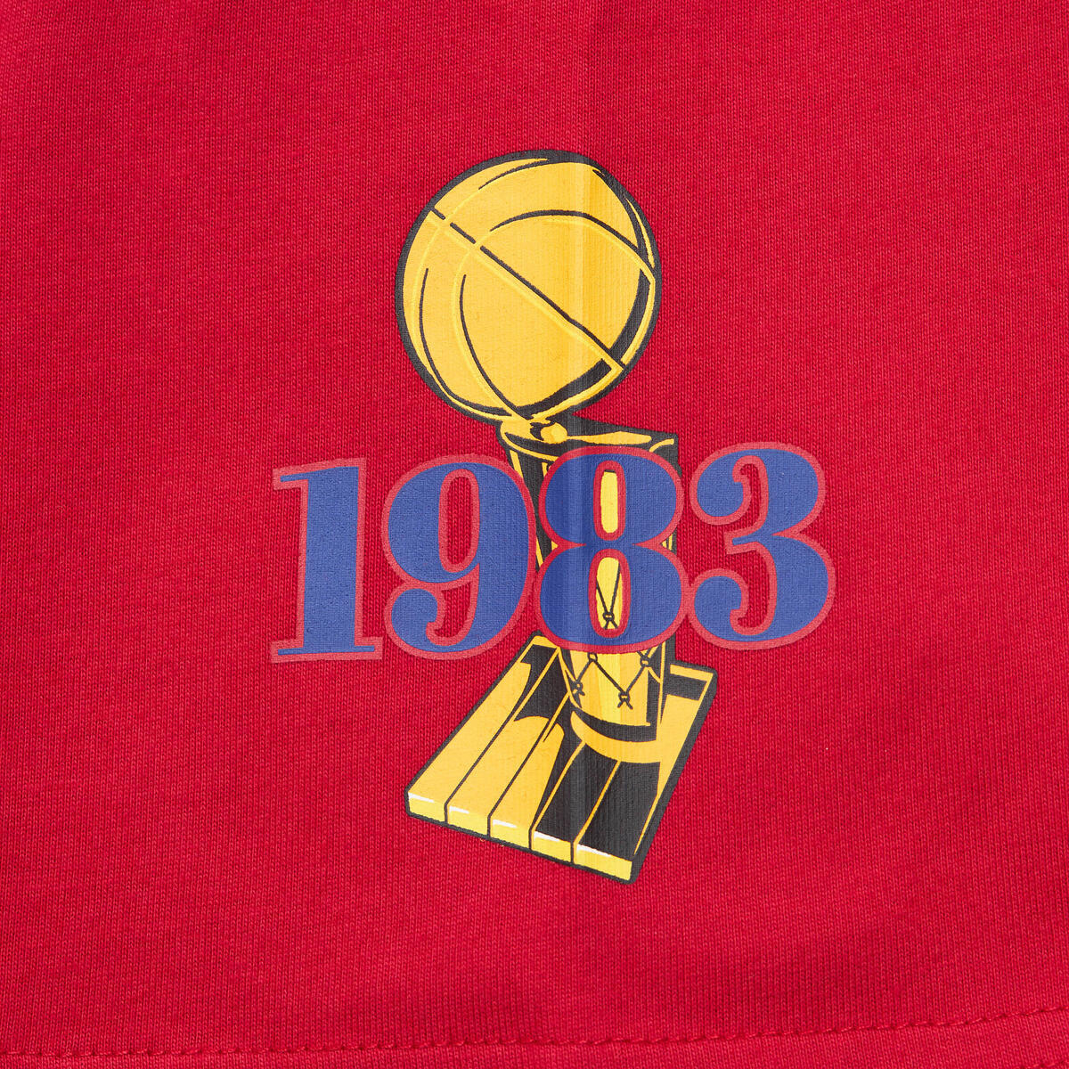 NBA TEAM OG 3.0 SS TEE VINTAGE LOGO 76ERS Scarlet FC8082-P76SCAR - Image 3