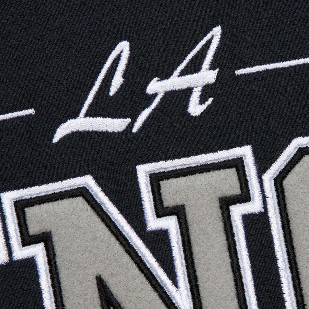 NHL THERE AND BACK 2.0 CREW FLEECE VINTAGE LOGO KINGS Black FC8088-LAKBLCK - Image 4