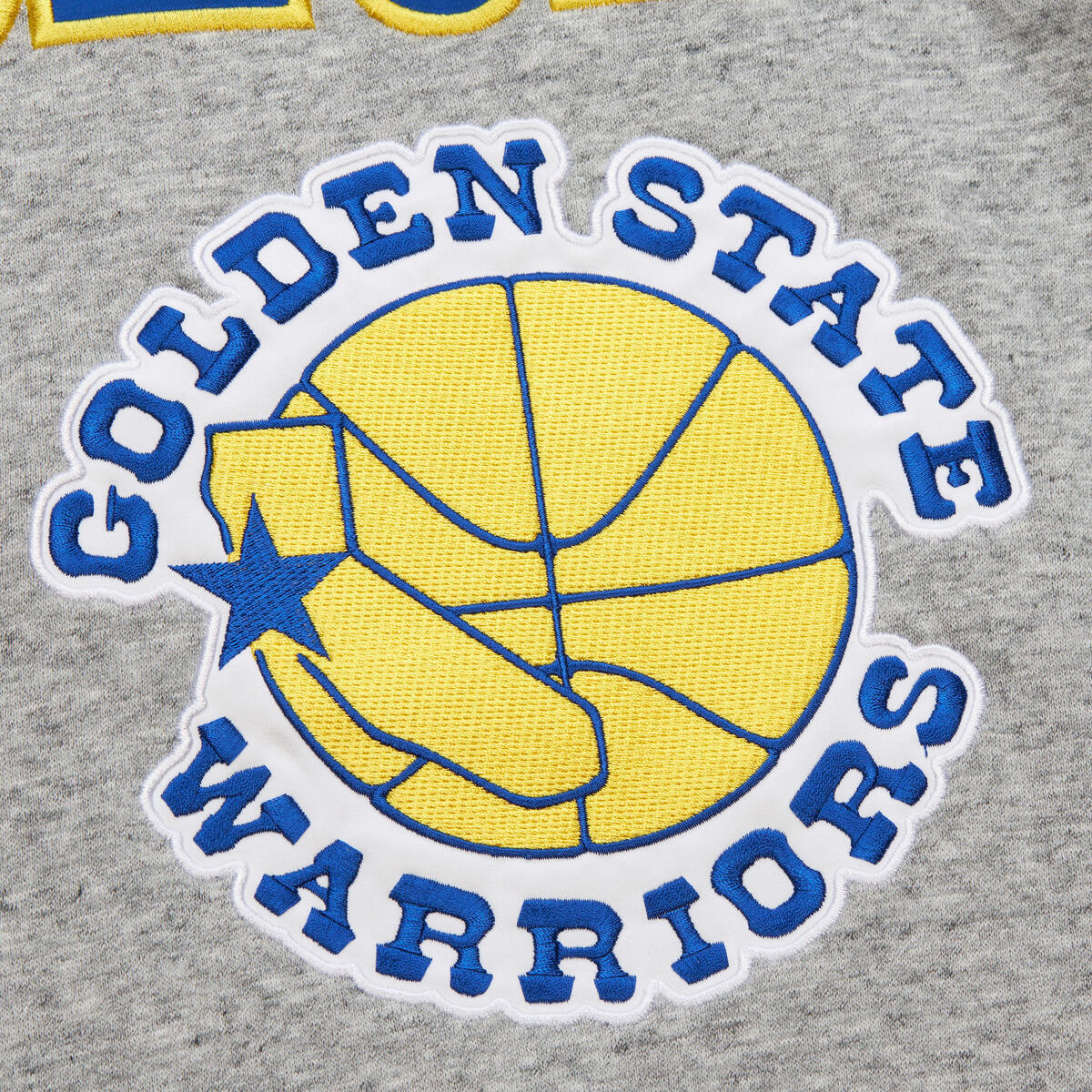NBA FULL FIELD SATIN FLEECE CREW VINTAGE LOGO WARRIORS Grey Heather FC8089-GSWGYHT - Image 3
