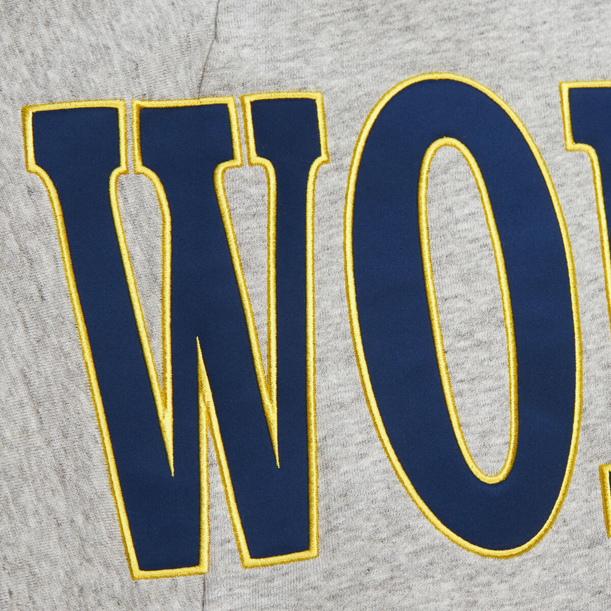 NCAA FULL FIELD SATIN FLEECE CREW VINTAGE LOGO MICHIGAN - Image 4